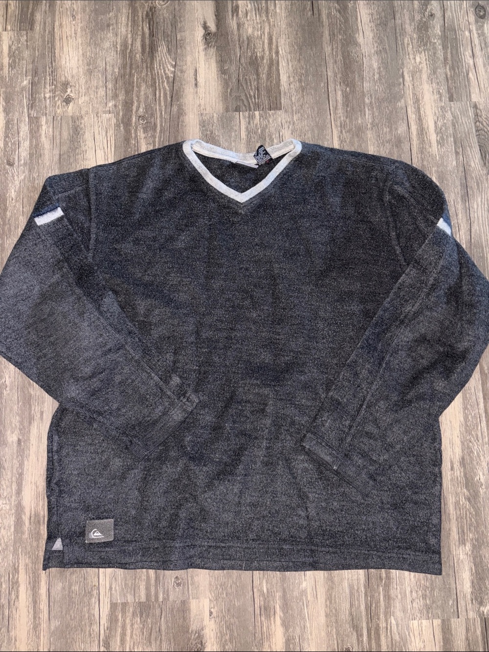 90s Quiksilver Men's Charcoal V-Neck Sweater with Light Trim XL